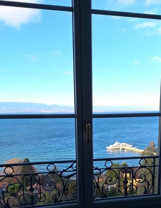 טונון-לה-בן Appartement Avec Vue 180 Sur Le Lac Leman מראה חיצוני תמונה